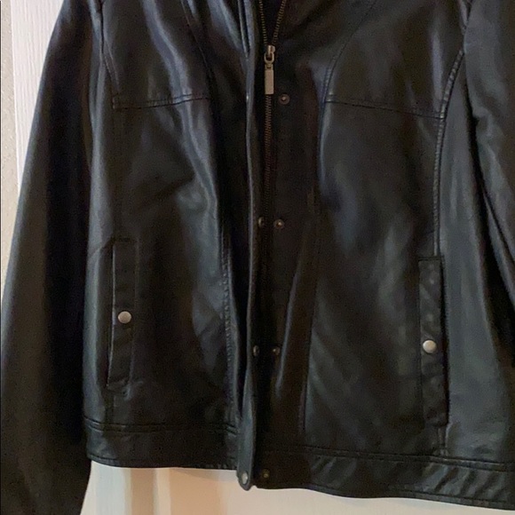 Jacket - Picture 3 of 6